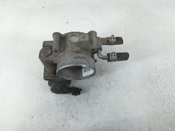 2010-2017 Toyota Camry Throttle Body P/N:2B13 00709 22030-0V010 Fits Fits 2009 2010 2011 2012 2013 2014 2015 2016 2017 2018 2019 OEM Used Auto Parts
