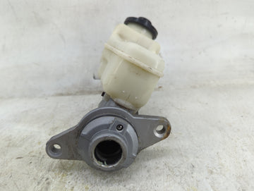 2010-2013 Toyota Corolla Brake Master Cylinder 1496722