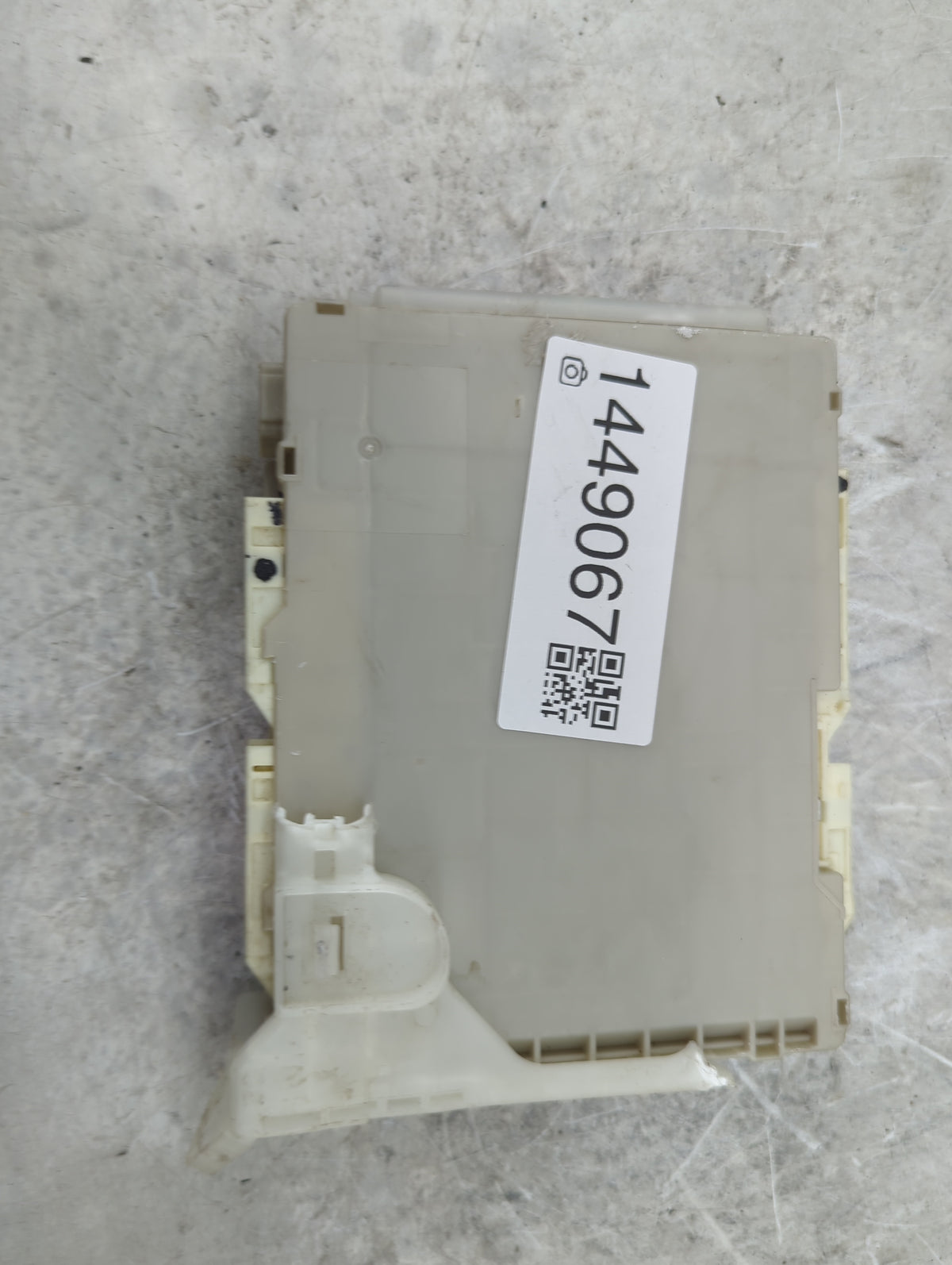 2012-2014 Toyota Prius Body Control Module Bcm 238000-3072|89221-47270 - Oemusedautoparts1.com