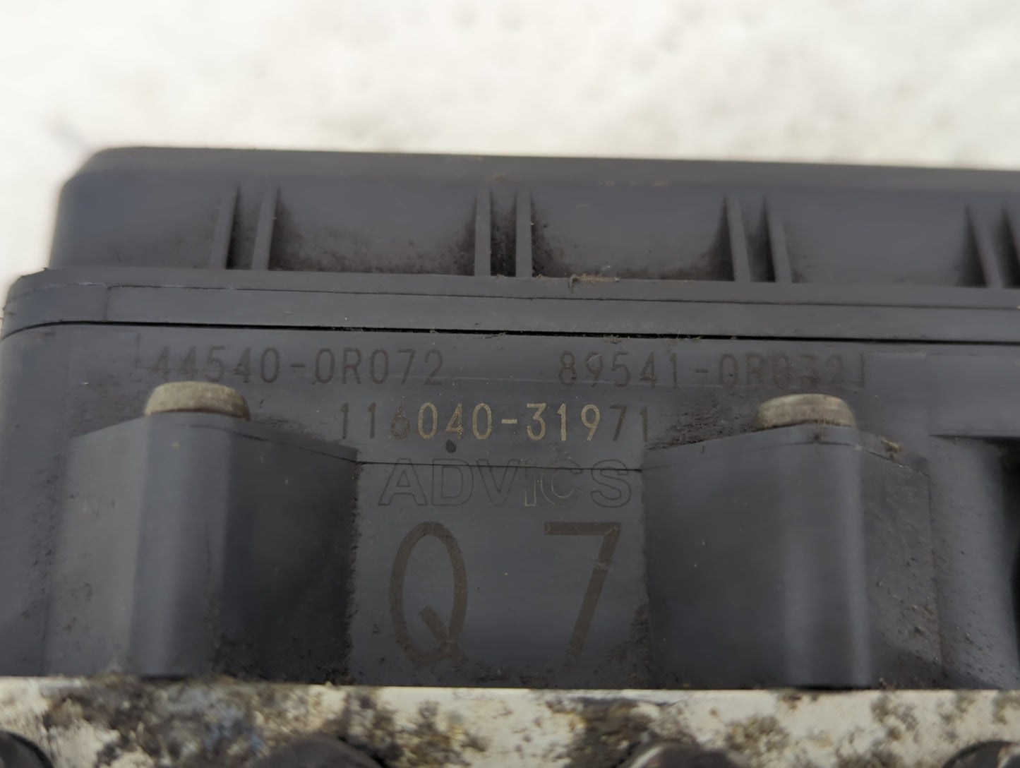 2012 Toyota Rav4 ABS Pump Control Module Replacement P/N:89541-0R0321 44540-0R072 Fits OEM Used Auto Parts - Oemusedautopart
