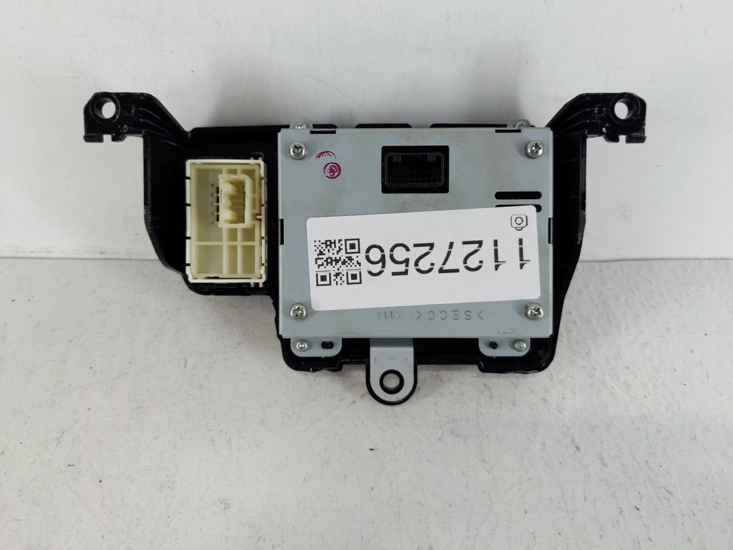 2011-2014 Toyota Sienna Information Display Screen - Oemusedautoparts1.com