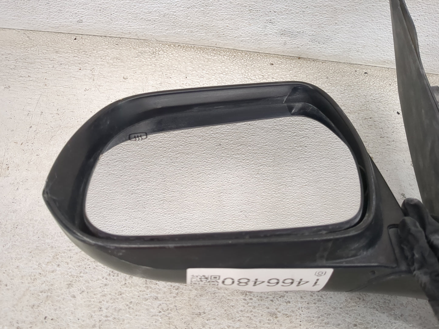 2012 Toyota Sienna Driver Side View Mirror - Left Door Mirror OEM Used - Oemusedautoparts1.com