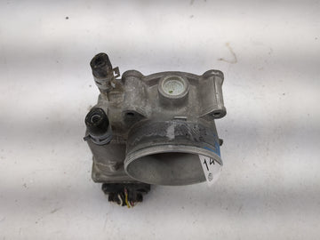 2007-2016 Toyota Sienna Throttle Body P/N:22030-0P050 Fits OEM Used Auto Parts