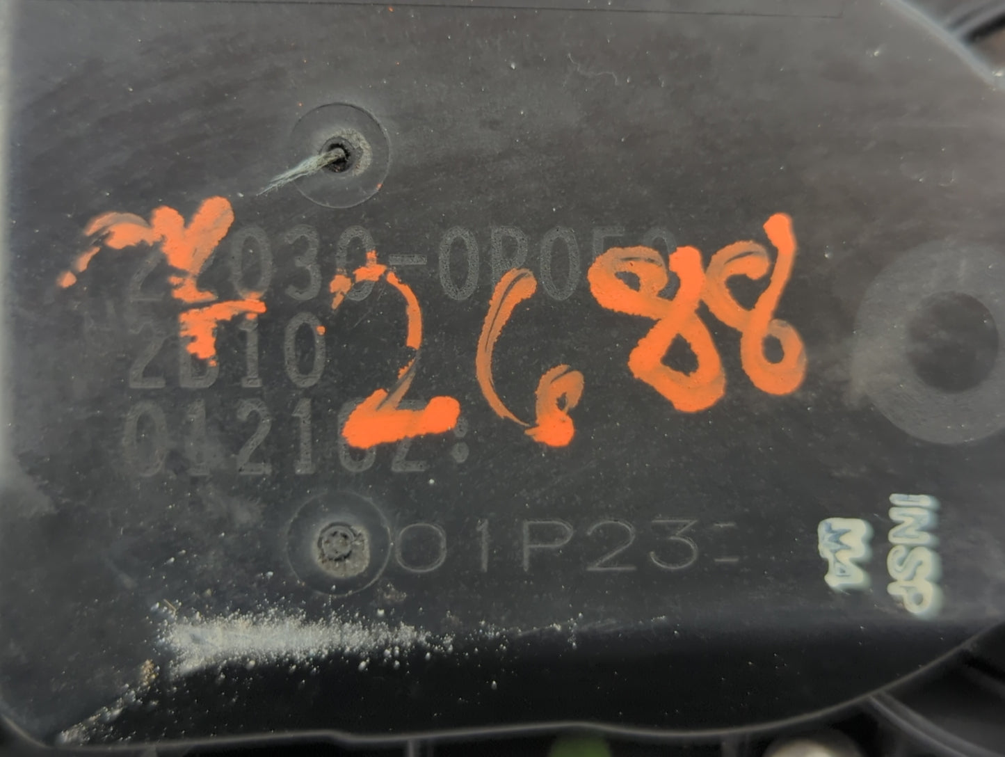 2007-2016 Toyota Sienna Throttle Body P/N:22030-0P050 Fits OEM Used Auto Parts - Oemusedautoparts1.com