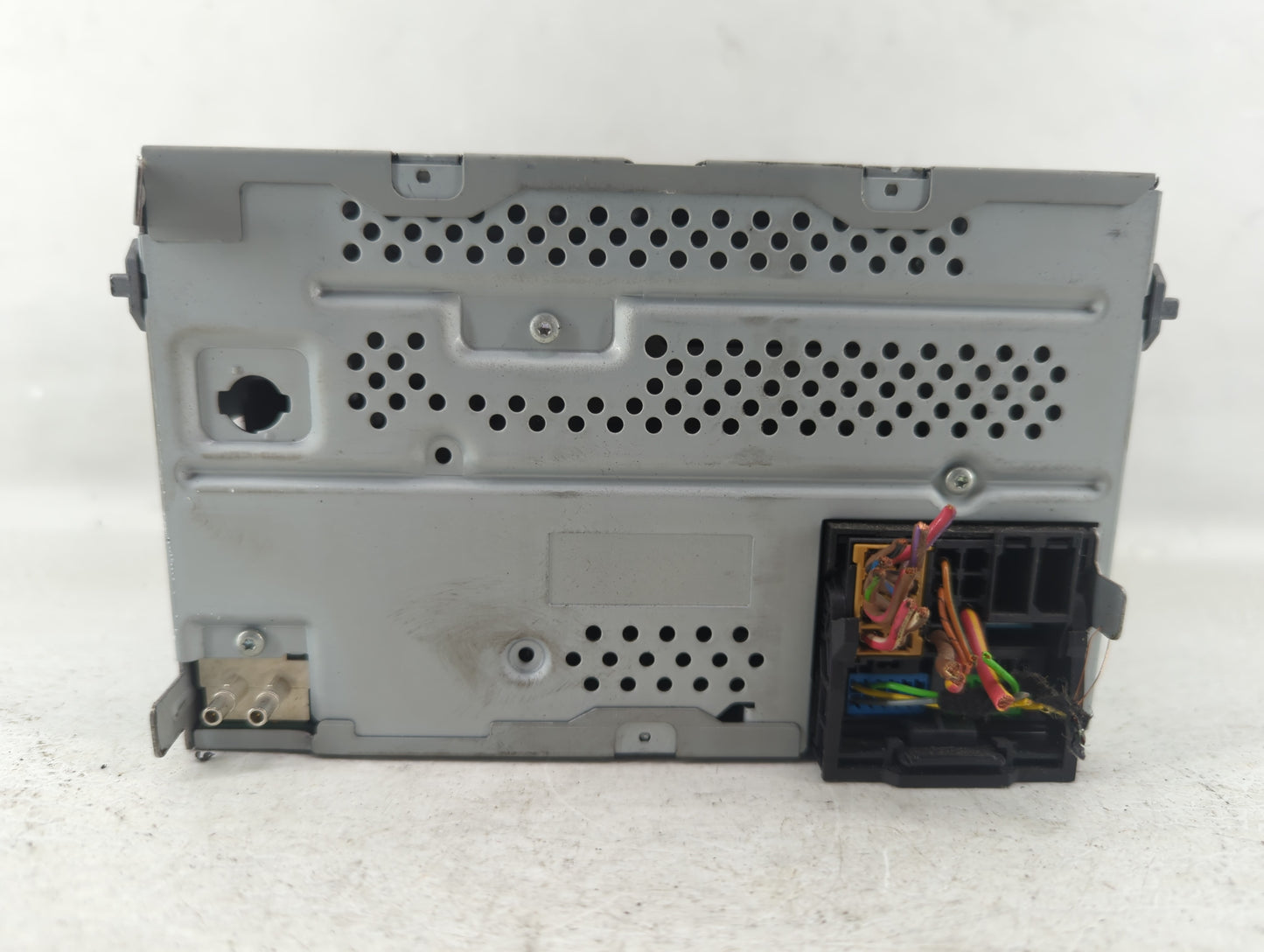 2012-2016 Volkswagen Beetle Am Fm Cd Player Radio Receiver - Oemusedautoparts1.com