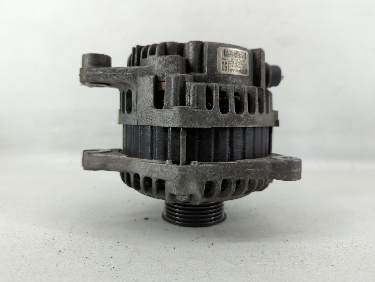 2012 Volkswagen Campmobile Alternator Replacement Generator Charging Assembly Engine OEM P/N:M574R150 8G1T-10300-AC Fits OEM