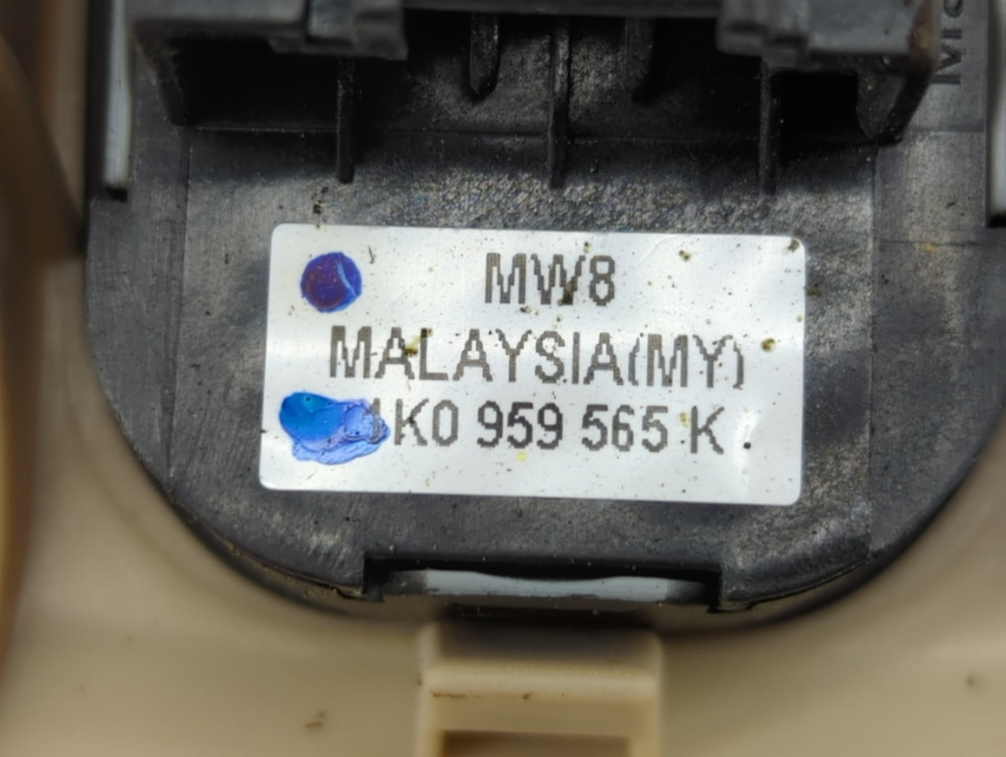 2009-2017 Volkswagen Cc Master Power Window Switch Replacement Driver Side Left P/N:1K0 959 565 K Fits OEM Used Auto Parts -