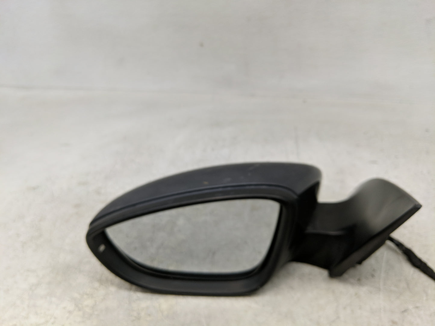 2009-2012 Volkswagen Cc Driver Side View Mirror - Left Door Mirror OEM Used - Oemusedautoparts1.com