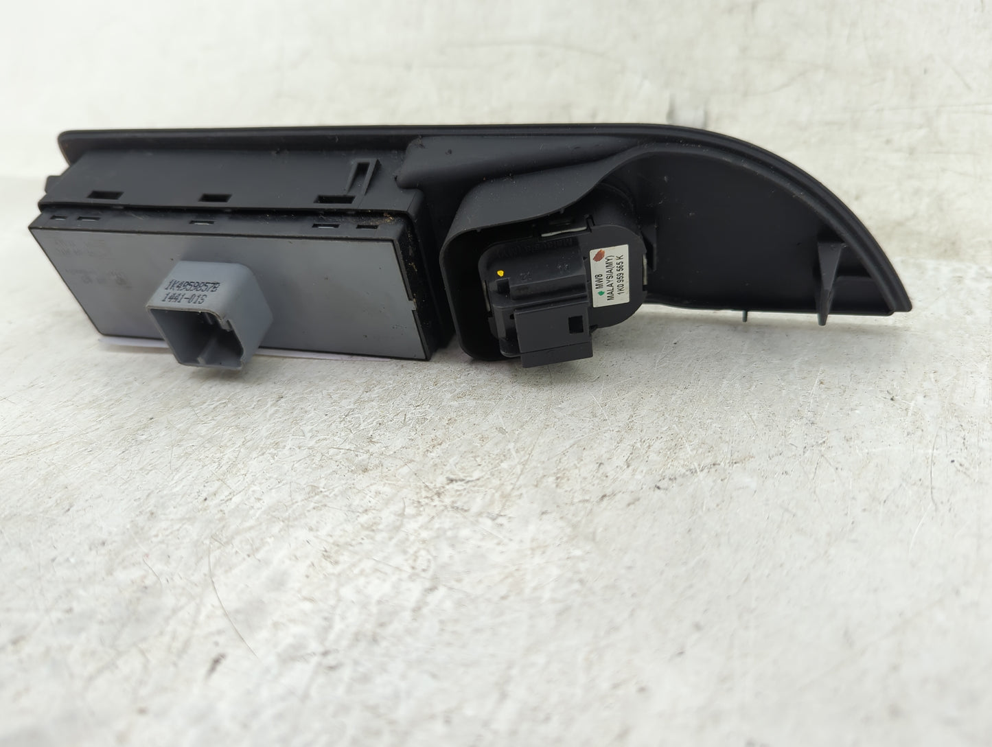 2009-2017 Volkswagen Cc Master Power Window Switch Replacement Driver Side Left P/N:1K4959857B Fits OEM Used Auto Parts - Oe