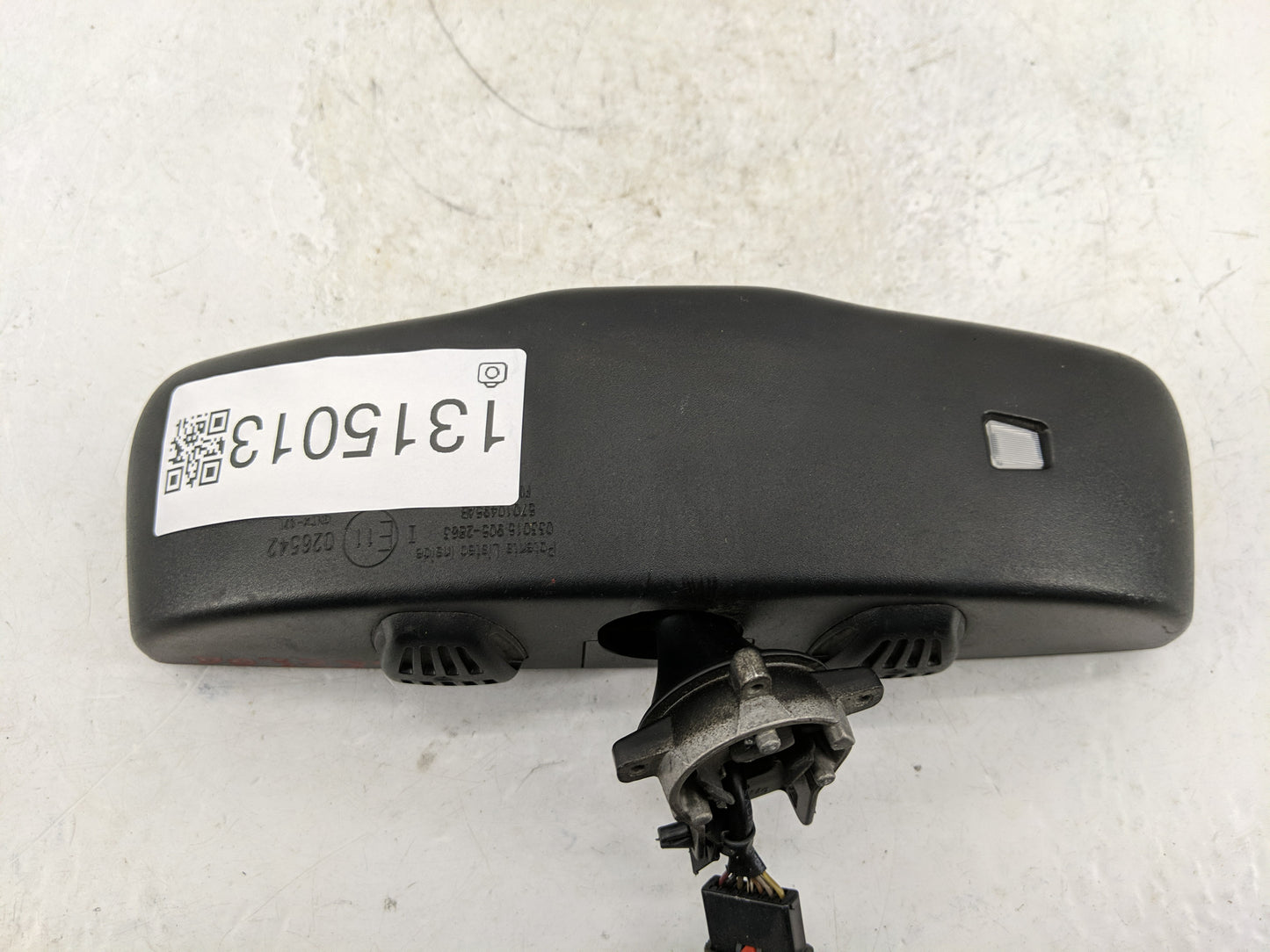 2007-2018 Volkswagen Jetta Interior Rear View Mirror Replacement OEM P/N:905-2863 Fits OEM Used Auto Parts - Oemusedautopart