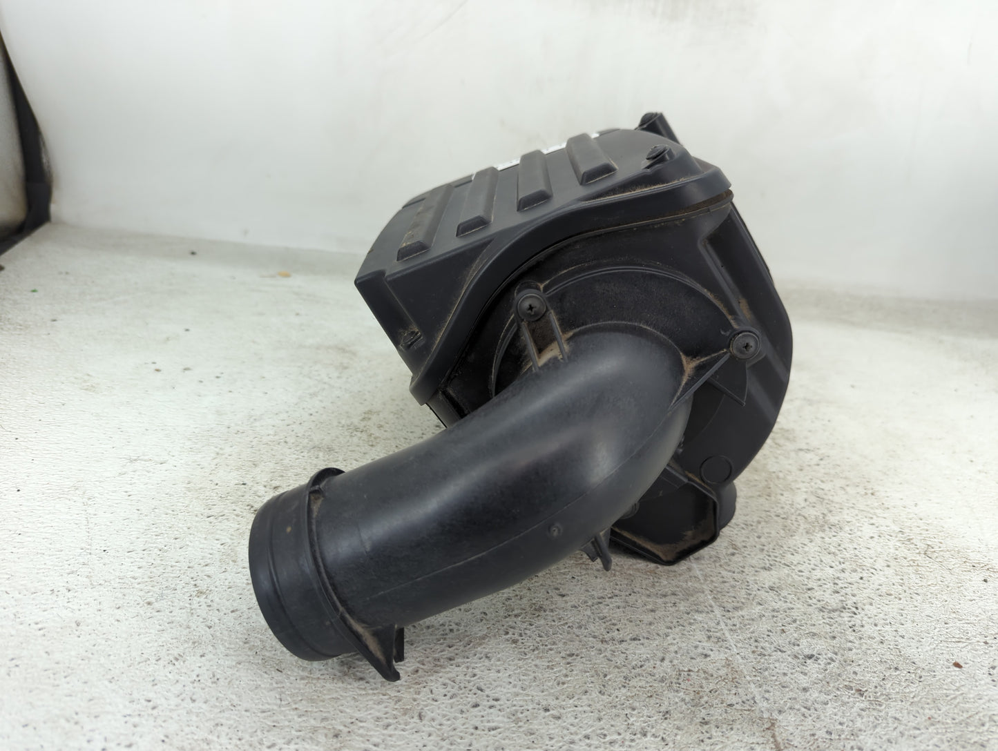 2011-2016 Volkswagen Jetta Air Cleaner Intake-duct Hose Tube - Oemusedautoparts1.com