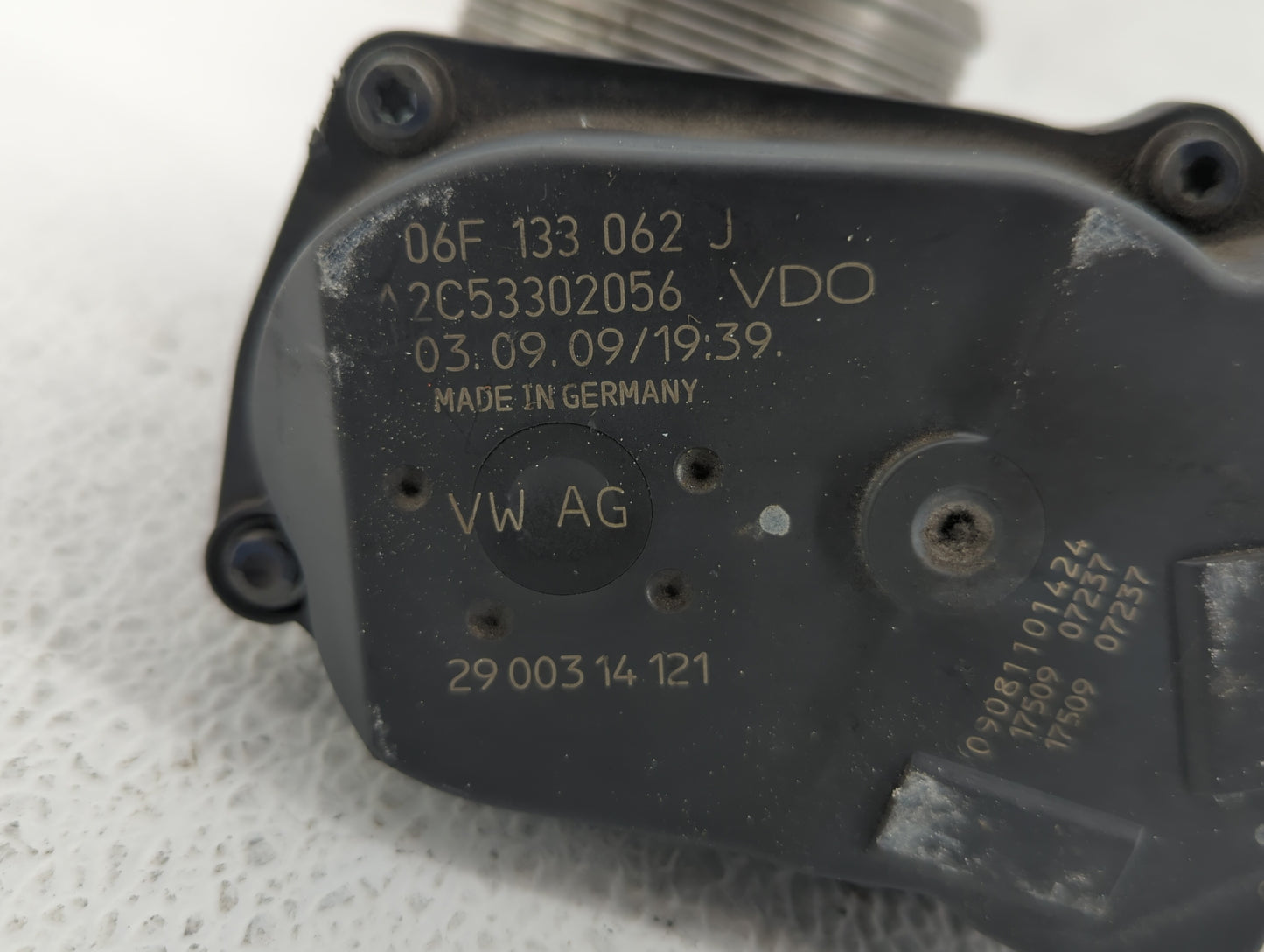 2006-2019 Volkswagen Jetta Throttle Body P/N:06F 133 062 J 06F 133 062 Q Fits OEM Used Auto Parts - Oemusedautoparts1.com