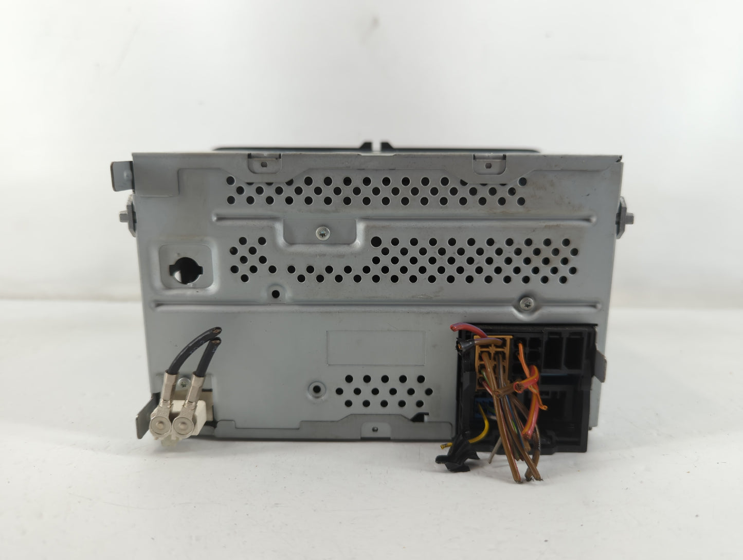 2011-2014 Volkswagen Jetta Am Fm Cd Player Radio Receiver - Oemusedautoparts1.com