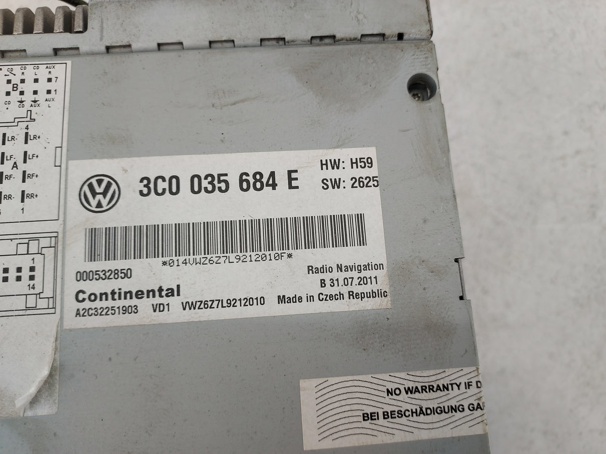 2013-2014 Volkswagen Passat Radio AM FM Cd Player Receiver Replacement P/N:3C0035684E 1K0035274B Fits OEM Used Auto Parts -