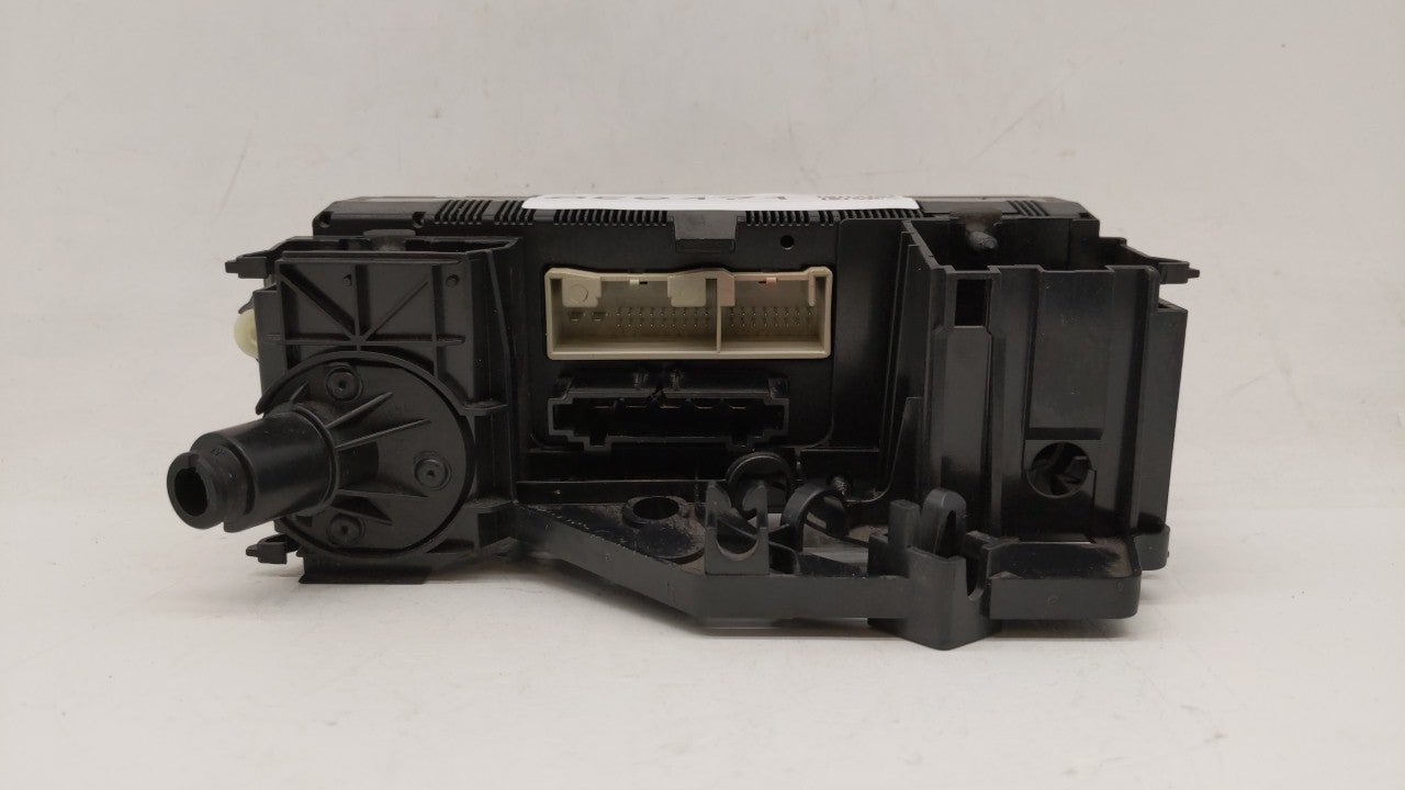 2012 Volkswagen Passat Climate Control Module Temperature AC/Heater Replacement P/N:5HB 010 753-41 Fits OEM Used Auto Parts