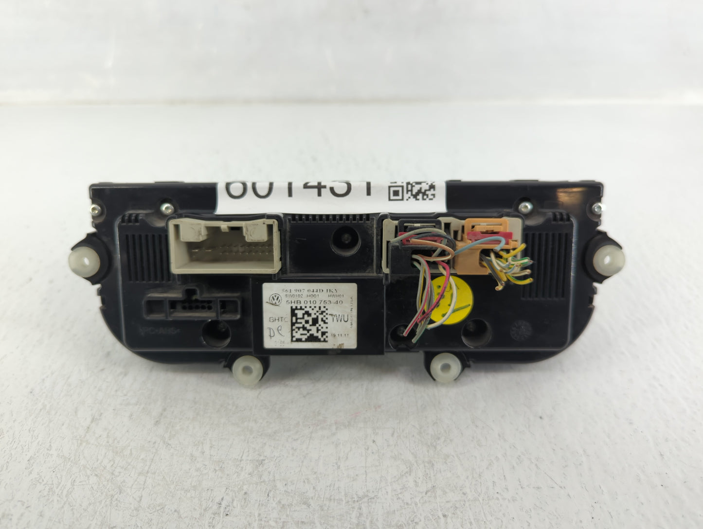2012 Volkswagen Passat Climate Control Module Temperature AC/Heater Replacement P/N:561 907 044D Fits OEM Used Auto Parts -