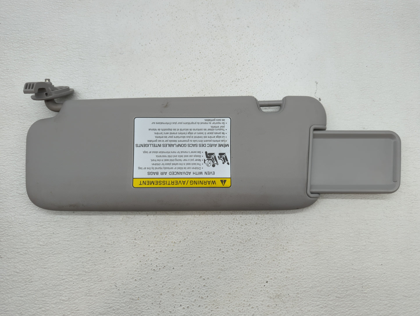 2015-2018 Volvo V60 Sun Visor Shade Replacement Passenger Right Mirror Fits Fits 2014 2015 2016 2017 2018 OEM Used Auto Part