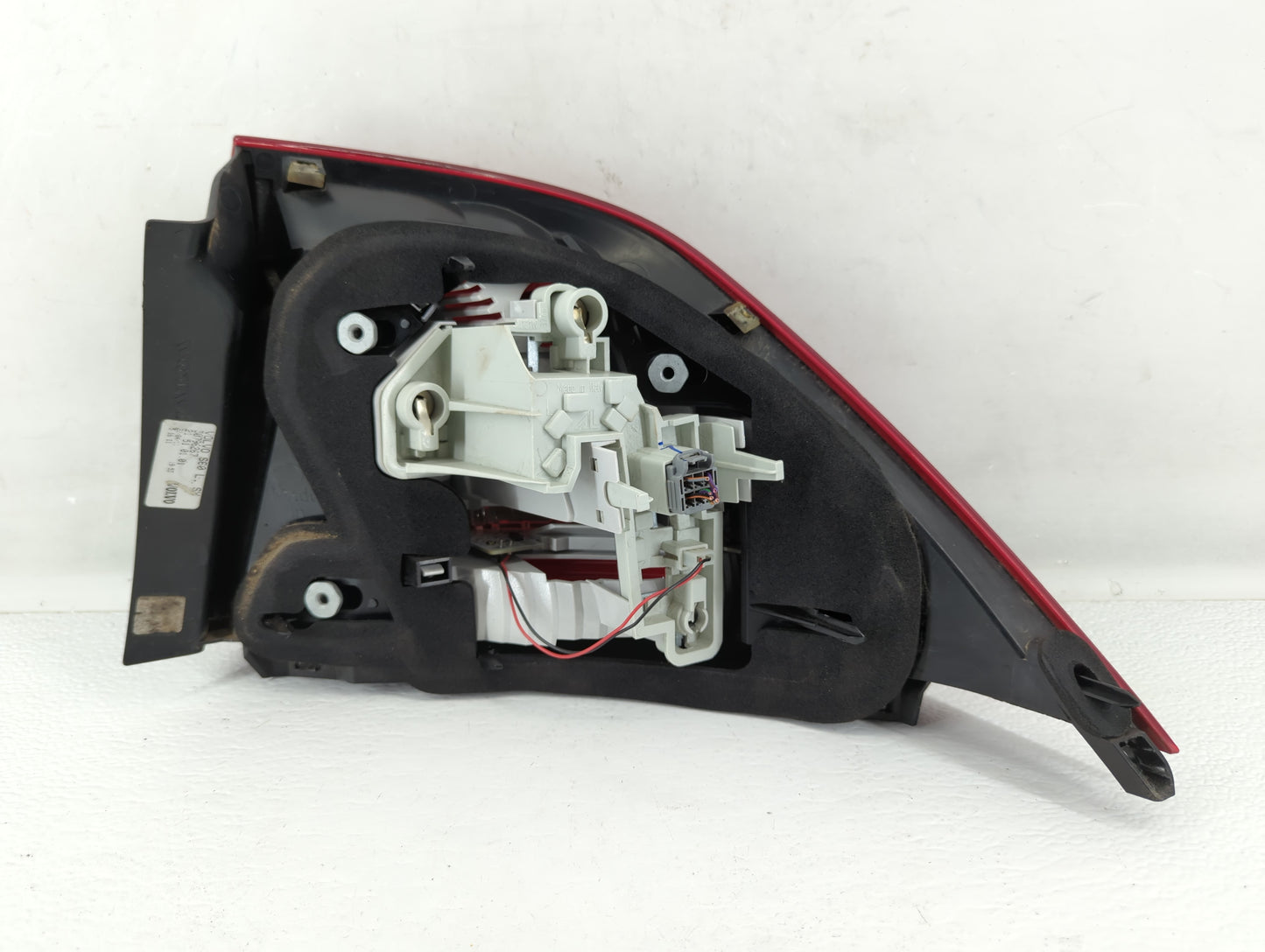 2013 Volvo V60 Tail Light Assembly Driver Left OEM P/N:30796267 Fits Fits 2011 2012 2014 2015 2016 2017 2018 OEM Used Auto P