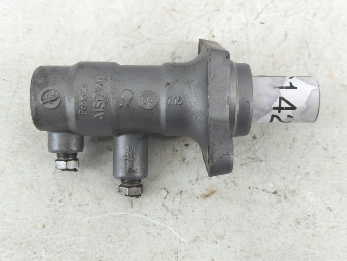 2013-2016 Volvo V60 Brake Master Cylinder - Oemusedautoparts1.com