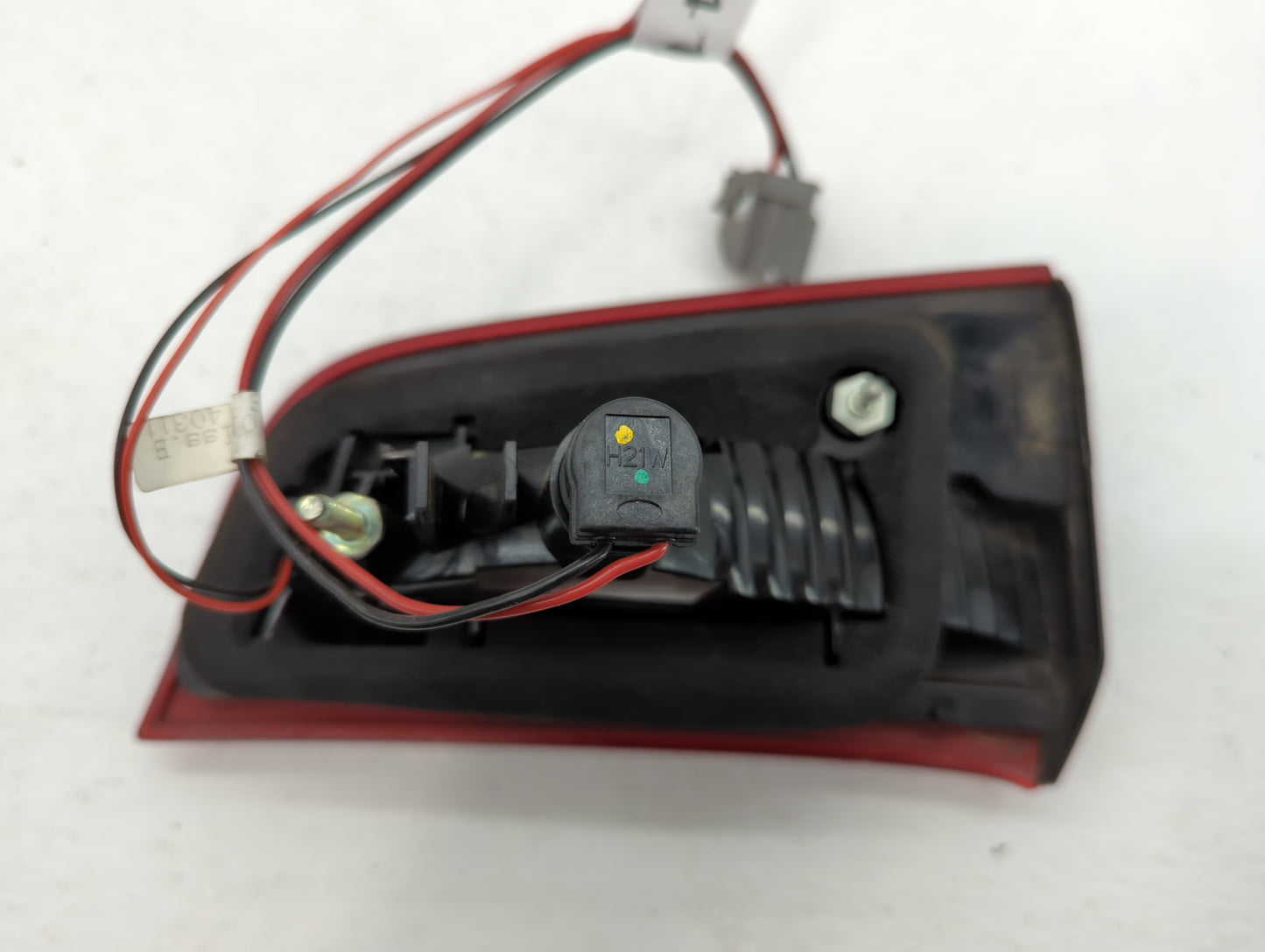 2013 Volvo V60 Tail Light Assembly Driver Left OEM P/N:30796271 Fits Fits 2011 2012 2014 2015 2016 2017 2018 OEM Used Auto P