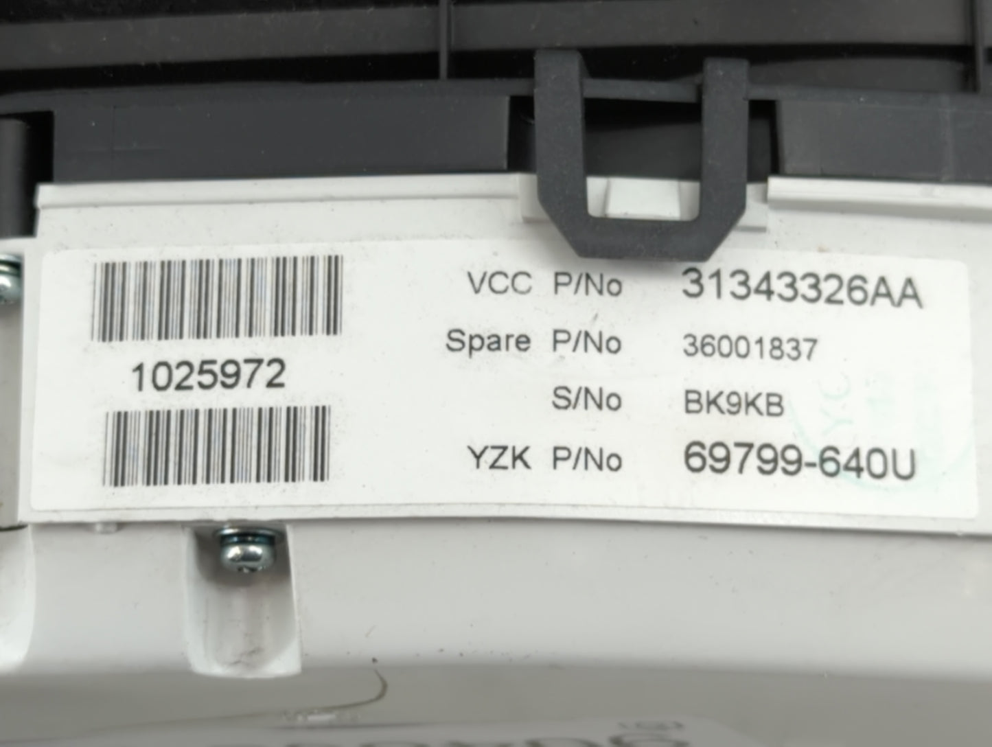 2013 Volvo V60 Instrument Cluster Speedometer Gauges P/N:69799-640U Fits Fits 2011 2012 2014 OEM Used Auto Parts - Oemusedau