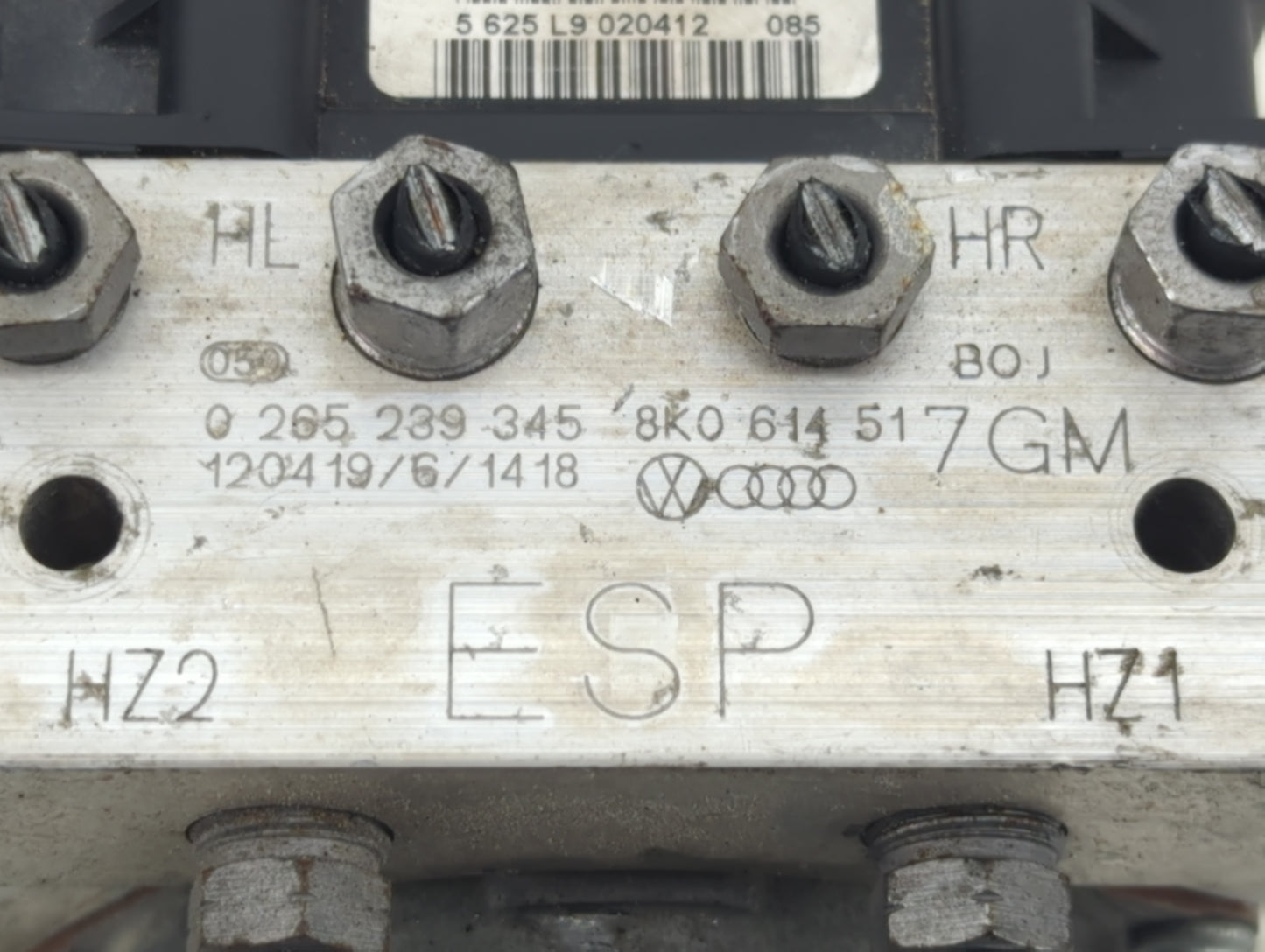 2013 Audi A4 ABS Pump Control Module Replacement P/N:8K0 614 51 0 265 239 345 Fits OEM Used Auto Parts - Oemusedautoparts1.c