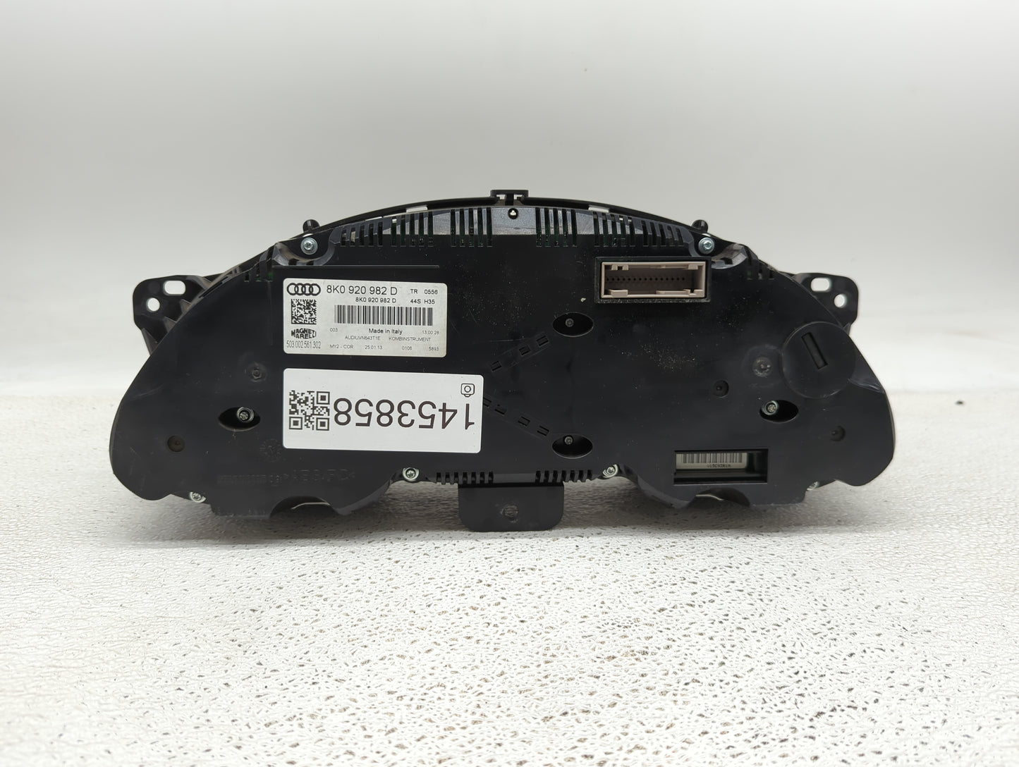 2013 Audi A4 Instrument Cluster Speedometer Gauges P/N:8K0920982D 503002561302 Miles:128K Fits OEM Used Auto Parts - Oemused