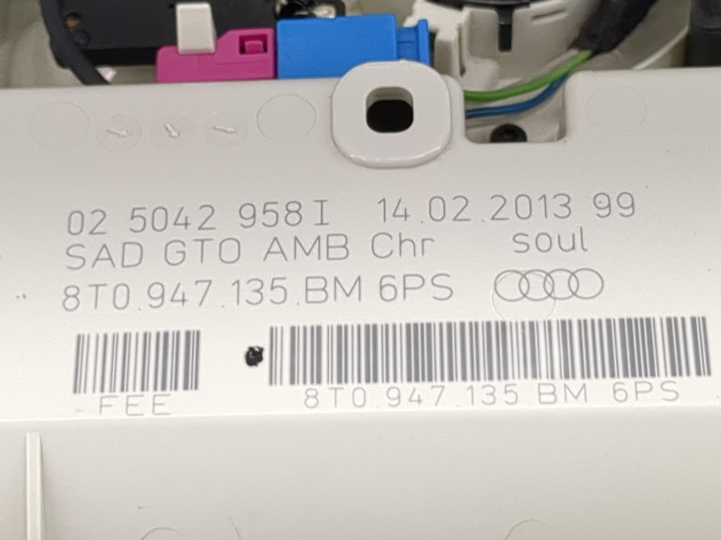 2013-2015 Audi A4 Overhead Roof Console Black 1497372 - Oemusedautoparts1.com