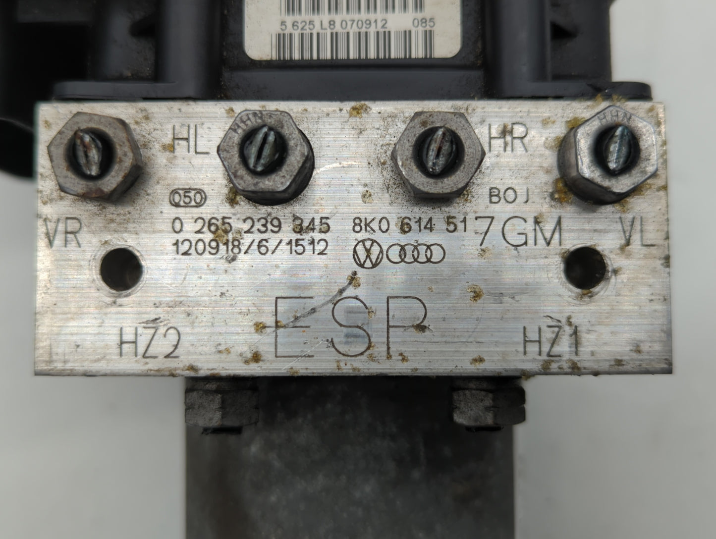 2013 Audi A4 ABS Pump Control Module Replacement P/N:8K0 614 517GM 8K0 907 379 CK Fits OEM Used Auto Parts - Oemusedautopart