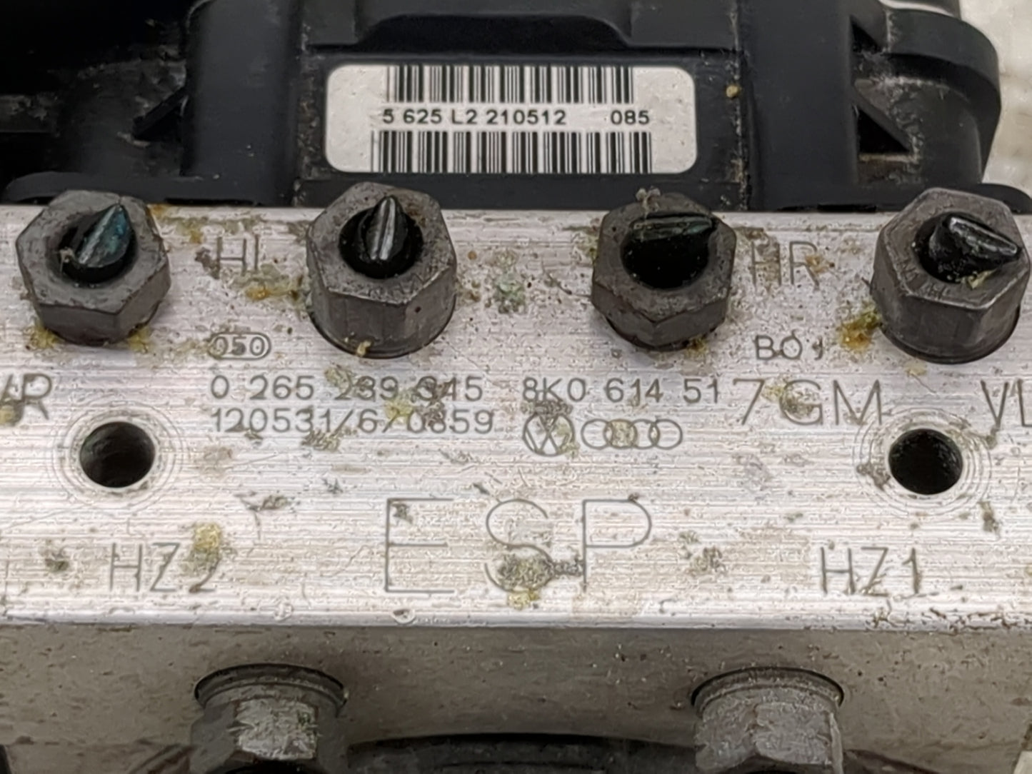2013 Audi A5 ABS Pump Control Module Replacement P/N:0 265 239 345 Fits OEM Used Auto Parts - Oemusedautoparts1.com