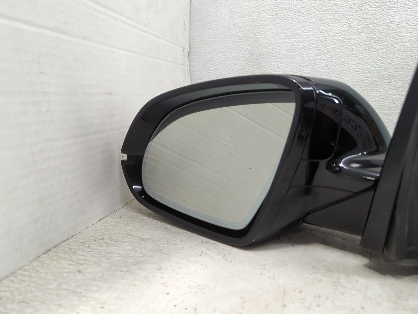 2011-2018 Audi A8 Driver Side View Mirror - Left Door Mirror OEM Used - Oemusedautoparts1.com