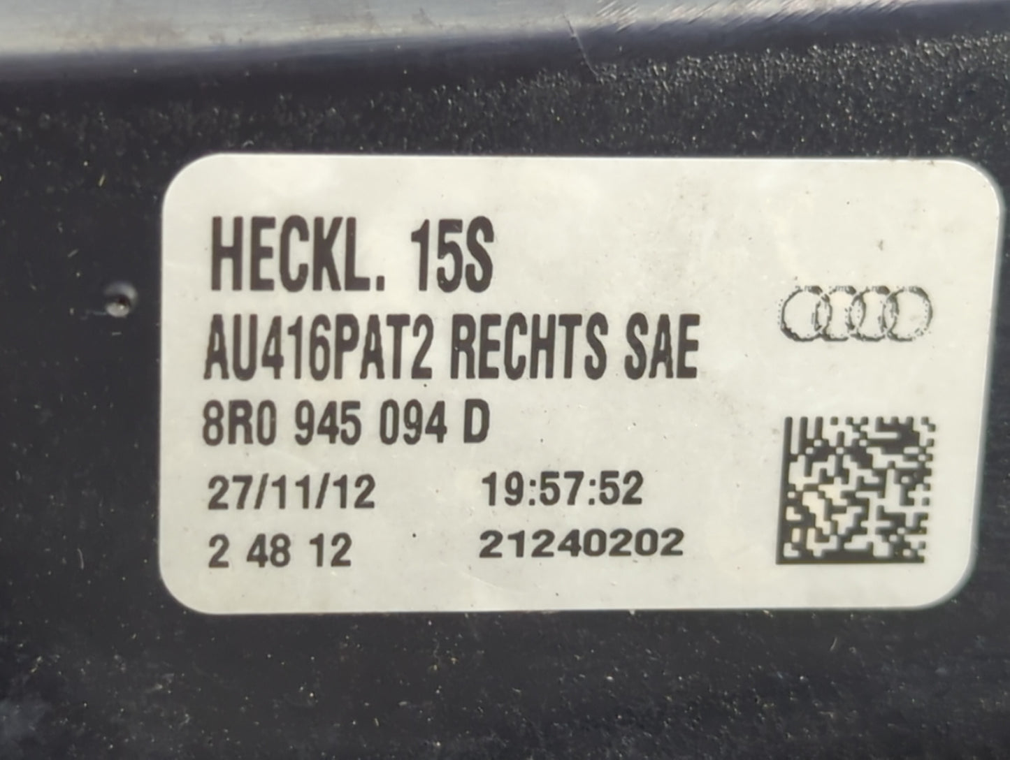 2013-2017 Audi Q5 Passenger Right Side Deck Lid Mounted Tail Light - Oemusedautoparts1.com