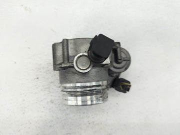 2012-2018 Bmw 320i Throttle Body P/N:1354 7588625-04 1354 7588625-03 Fits Fits 2012 2013 2014 2015 2016 2017 2018 OEM Used Auto Parts