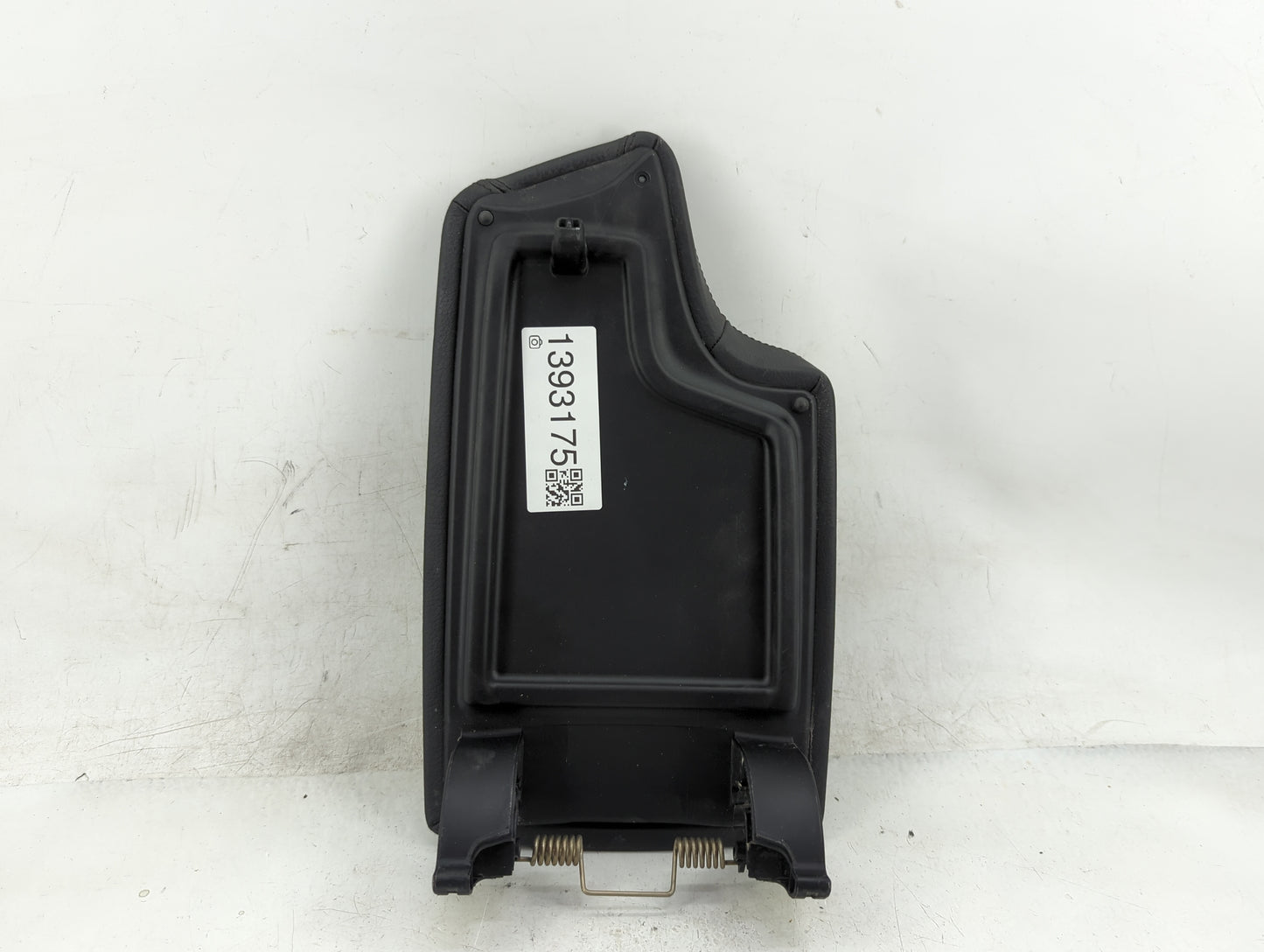 2013 Bmw 328i Center Console Armrest Cover Lid Fits OEM Used Auto Parts - Oemusedautoparts1.com