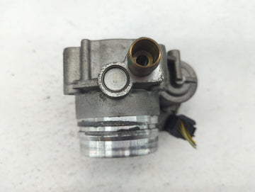 2012-2016 Bmw 328i Throttle Body P/N:1354 7588625-02 1354 7588625-04, 1354 7588625-03 Fits Fits 2012 2013 2014 2015 2016 2017 2018 OEM Used Auto Parts