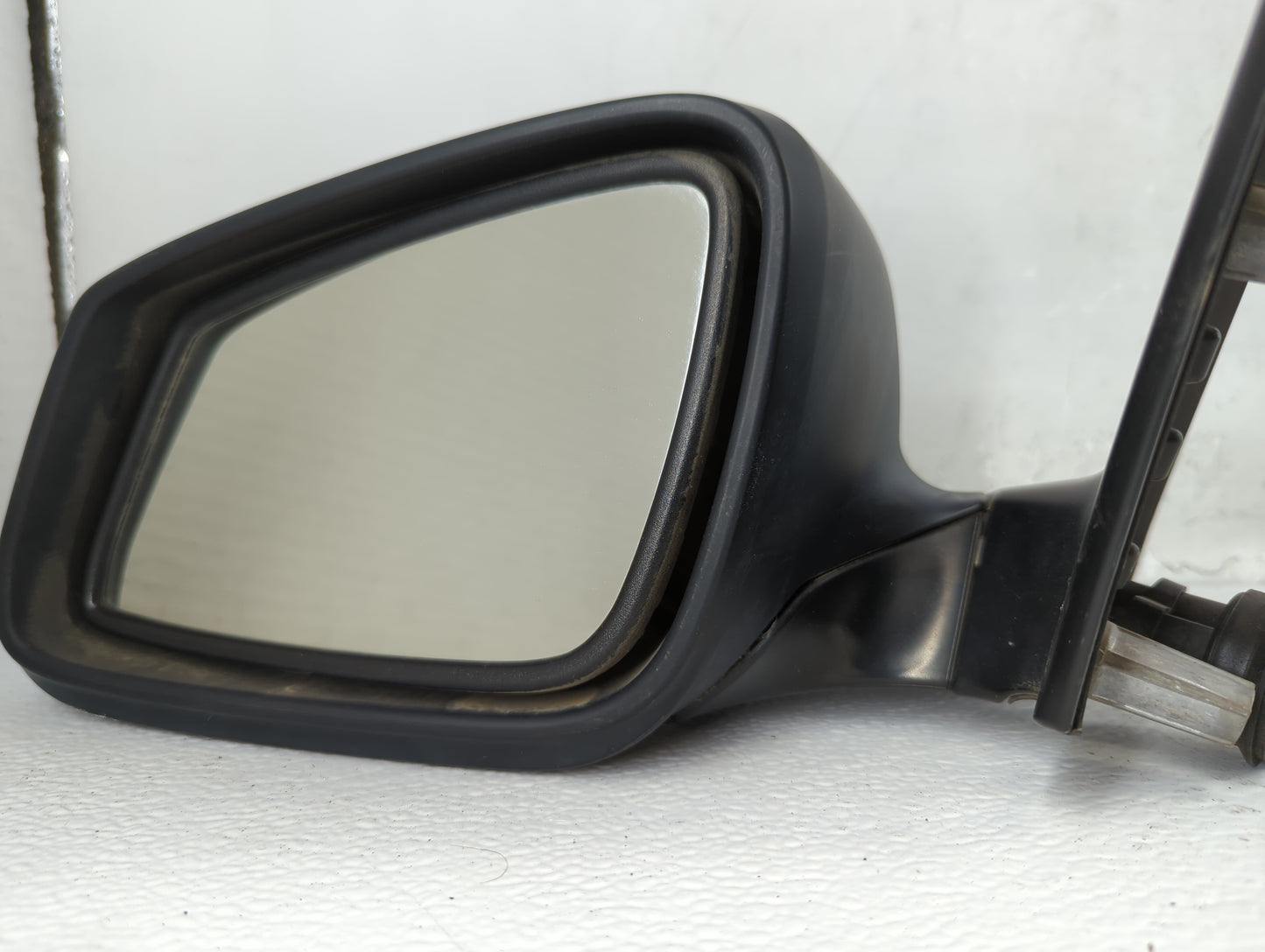 2012-2013 Bmw 528i Driver Side View Mirror - Left Door Mirror OEM Used - Oemusedautoparts1.com