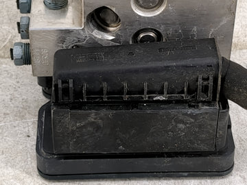 2012-2017 Bmw 535i ABS Pump Control Module Replacement P/N:6858955-01 Fits Fits 2012 2013 2014 2015 2016 2017 2018 OEM Used Auto Parts