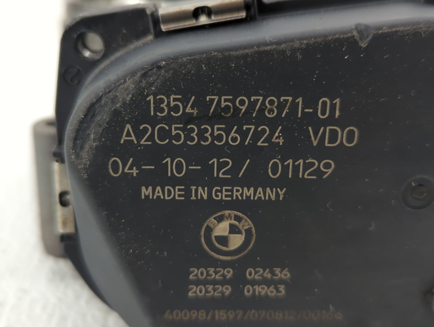 2010-2017 Bmw 535i Throttle Body P/N:1354 7597871-01 Fits Fits 2010 2011 2012 2013 2014 2015 2016 2017 2018 2019 2020 OEM Us