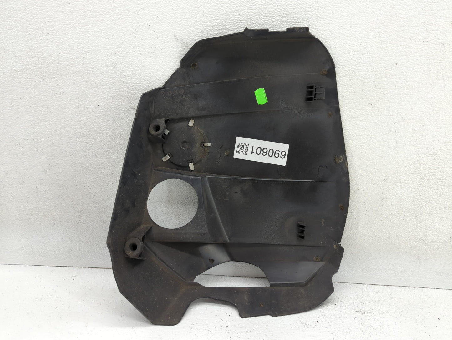2013 Bmw X1 Engine Cover - Oemusedautoparts1.com
