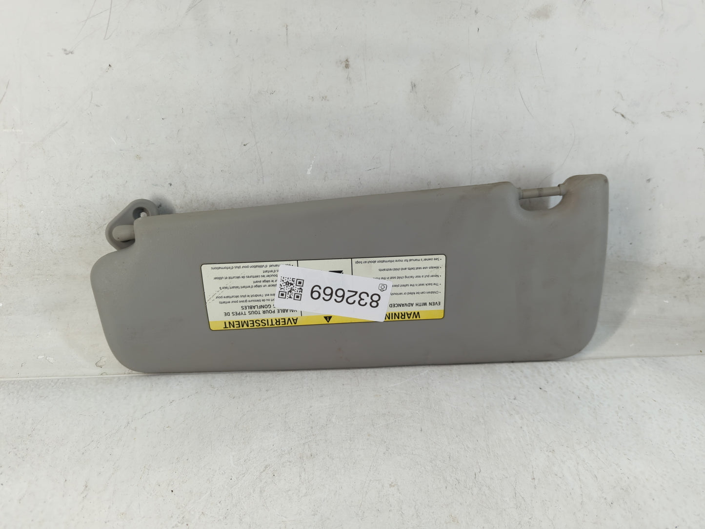 2012-2015 Bmw X1 Sun Visor Shade Replacement Passenger Right Mirror Fits OEM Used Auto Parts - Oemusedautoparts1.com
