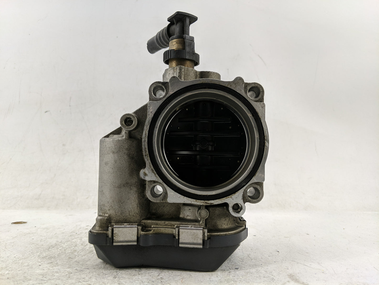 2013-2017 Bmw X3 Throttle Body P/N:A2C53355204 Fits Fits 2012 2013 2014 2015 2016 2017 2018 OEM Used Auto Parts - Oemusedaut