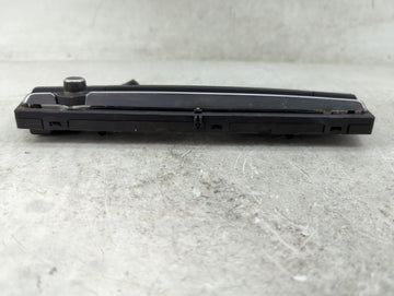 2011-2017 Bmw X3 Radio AM FM Cd Player Receiver Replacement P/N:9 208 592 9208592 Fits OEM Used Auto Parts
