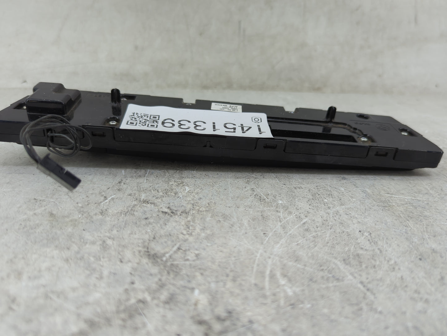 2011-2017 Bmw X3 Radio AM FM Cd Player Receiver Replacement P/N:9 208 592 9208592 Fits OEM Used Auto Parts - Oemusedautopart