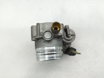 2013-2017 Bmw X3 Throttle Body P/N:1354 7588625-02 1354 7588625-04, 1354 7588625-03 Fits Fits 2012 2013 2014 2015 2016 2017 2018 OEM Used Auto Parts