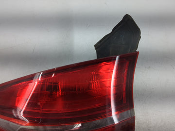 2011-2013 Bmw X5 Tail Light Assembly Driver Left OEM P/N:F00HTB401700 7227791 Fits Fits 2011 2012 2013 OEM Used Auto Parts