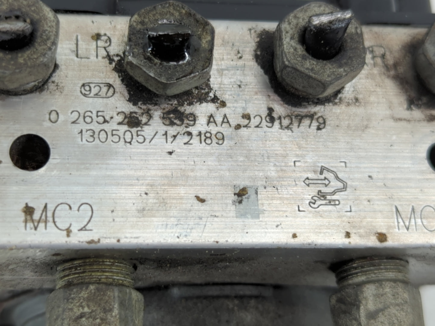 2012-2017 Buick Enclave ABS Pump Control Module Replacement P/N:0 265 252 539 AA Fits Fits 2012 2013 2014 2015 2016 2017 OEM