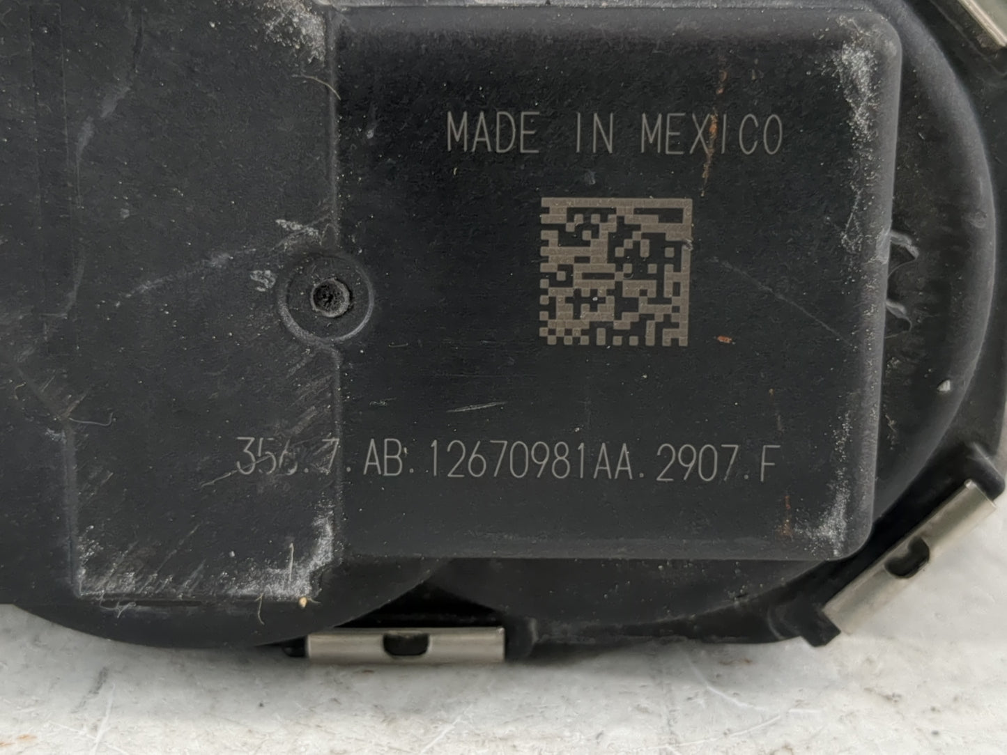 2012-2020 Buick Enclave Throttle Body P/N:12670981AA Fits Fits 2012 2013 2014 2015 2016 2017 2018 2019 2020 2021 2022 OEM Us