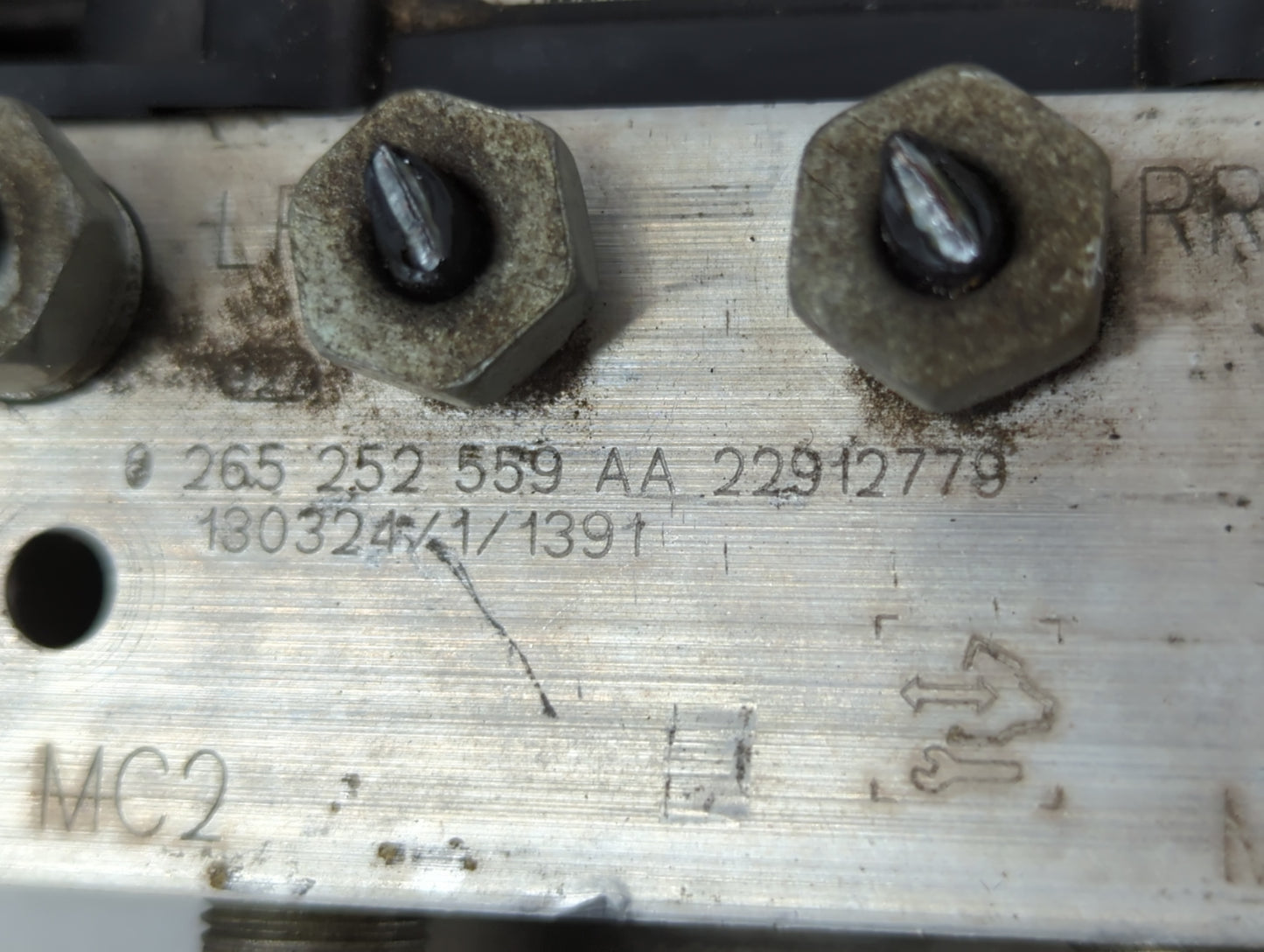 2012-2017 Buick Enclave ABS Pump Control Module Replacement P/N:22912779 Fits Fits 2012 2013 2014 2015 2016 2017 OEM Used Au