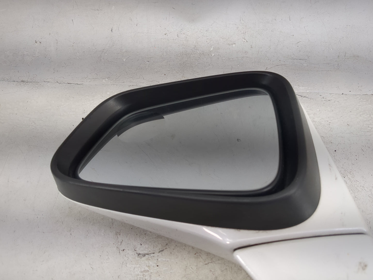 2013 Buick Encore Driver Side View Mirror - Left Door Mirror OEM Used - Oemusedautoparts1.com