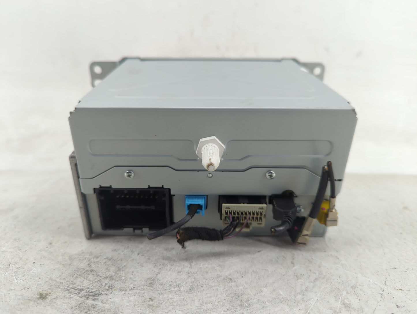 2013 Buick Regal Radio AM FM Cd Player Receiver Replacement P/N:22979837 Fits OEM Used Auto Parts - Oemusedautoparts1.com